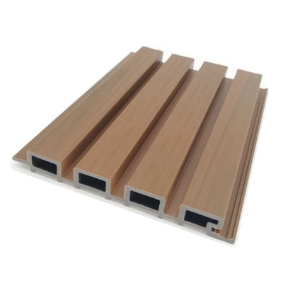 Dış Kapalı Kompozit Katı Fluted WPC Panel Board Coextruded Cladding