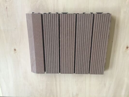 30x30CM Birbirine WPC Güverte Fayansları Ev Açık Alanları için DIY Veranda Döşeme