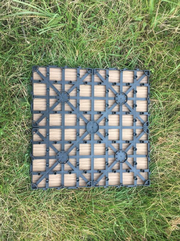 DIY WPC Güverte Fayansları 30*30CM Doğal Ahşap Tahıl Ev Veranda için Açık Döşeme
